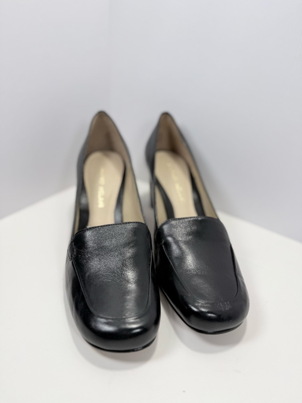 ANTONIO MELANI Black Leather Classic Pump Heels - Picture 4 of 9
